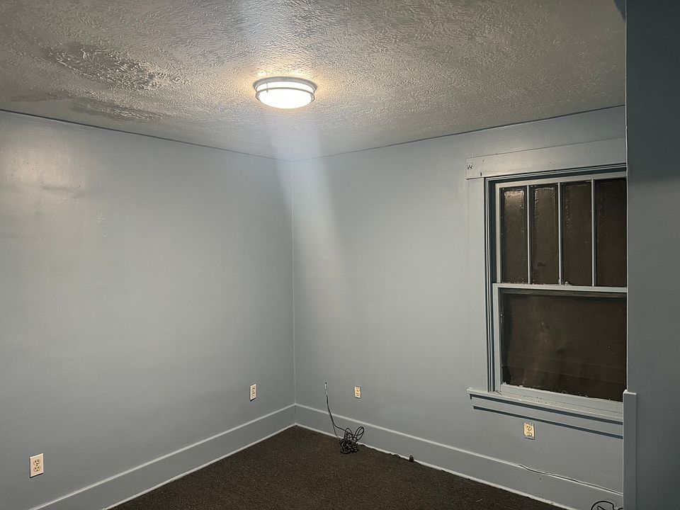 2nd image of 1537 Montier St