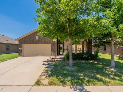 429 Peach Ln, Burleson, TX, 76028
