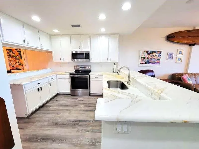 7296 Marathon Dr #404 — Photo 7