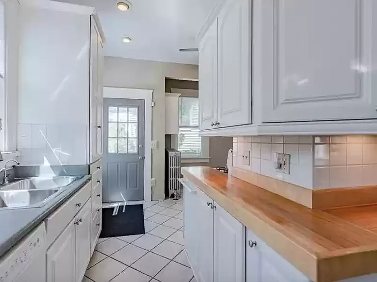 1382 Cove Ave #1 — Photo 7