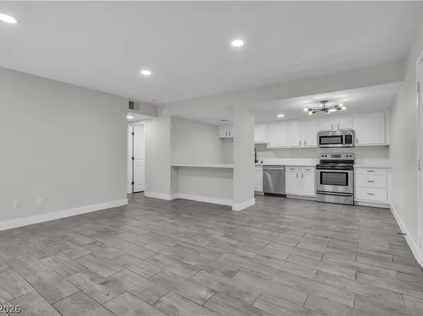 5009 Indian River Dr Unit 153, Las Vegas, NV 89103