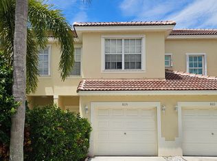 8115 Bellagio Ln, Boynton Beach, FL 33472