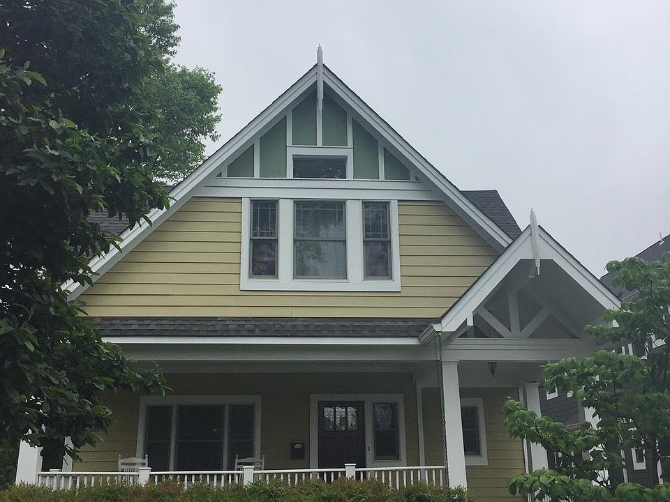 1st image of 855 N Jefferson St