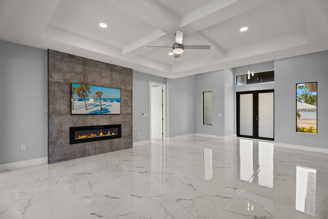 5-Living Room 2