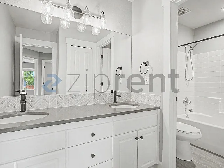 19719 Nevin Ct — Photo 27