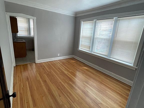 3rd image of 7207 S Bennett Ave #2E