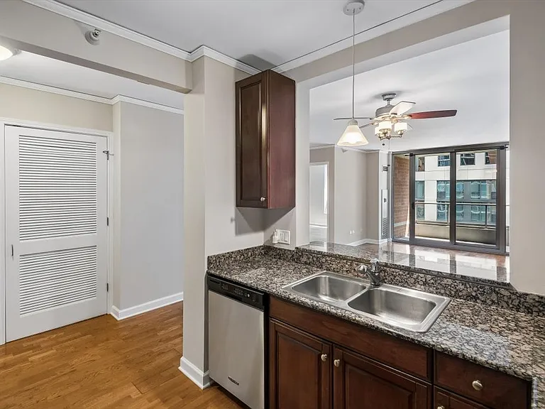 420 E Waterside Dr #807 — Photo 12