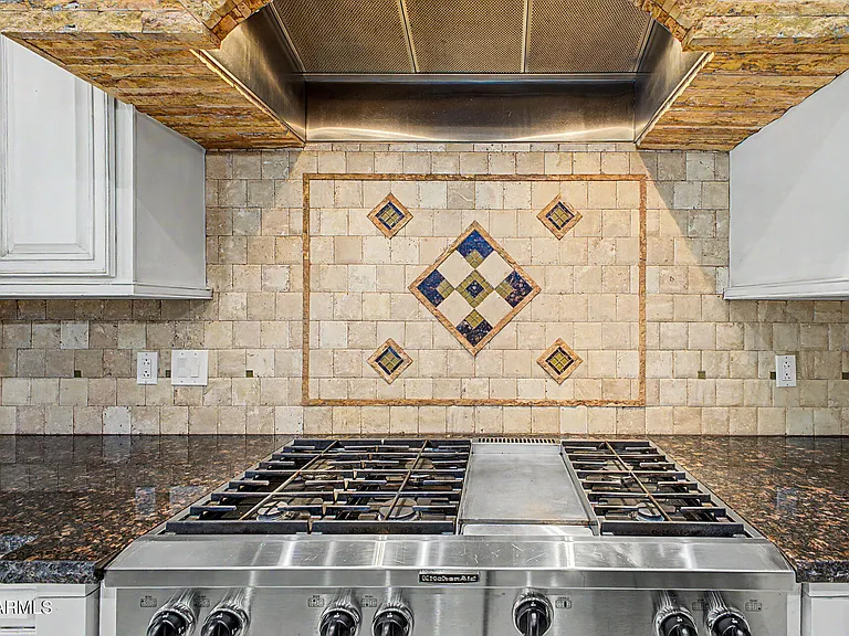 14598 E Corrine Dr — Photo 15