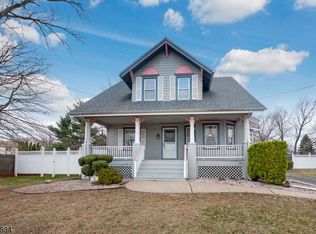 720 William St, Middlesex, NJ 08846