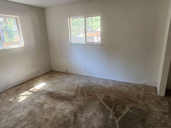 5th image of 2394 Tahoe Vista Dr #1