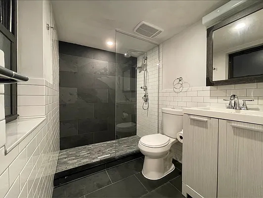 Rented by Compass | media 49