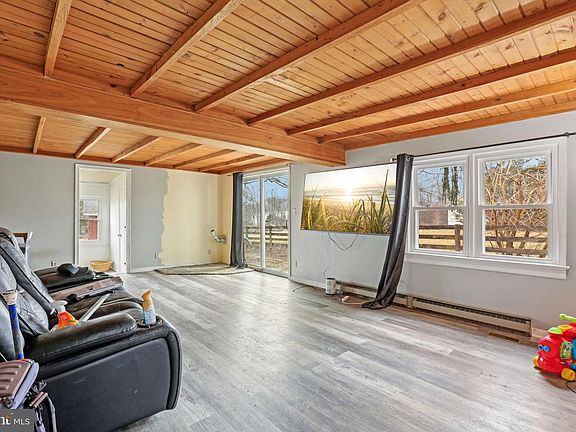 4th image of 4108 Prospect Rd