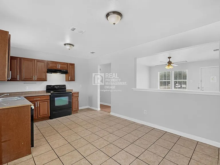 4525 Hunter St — Photo 12