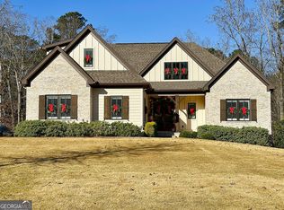 352 Willow Pointe Dr, Lagrange, GA 30240
