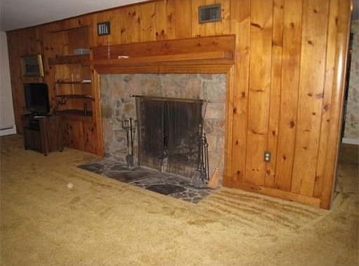 5th image of 403 Hartford St