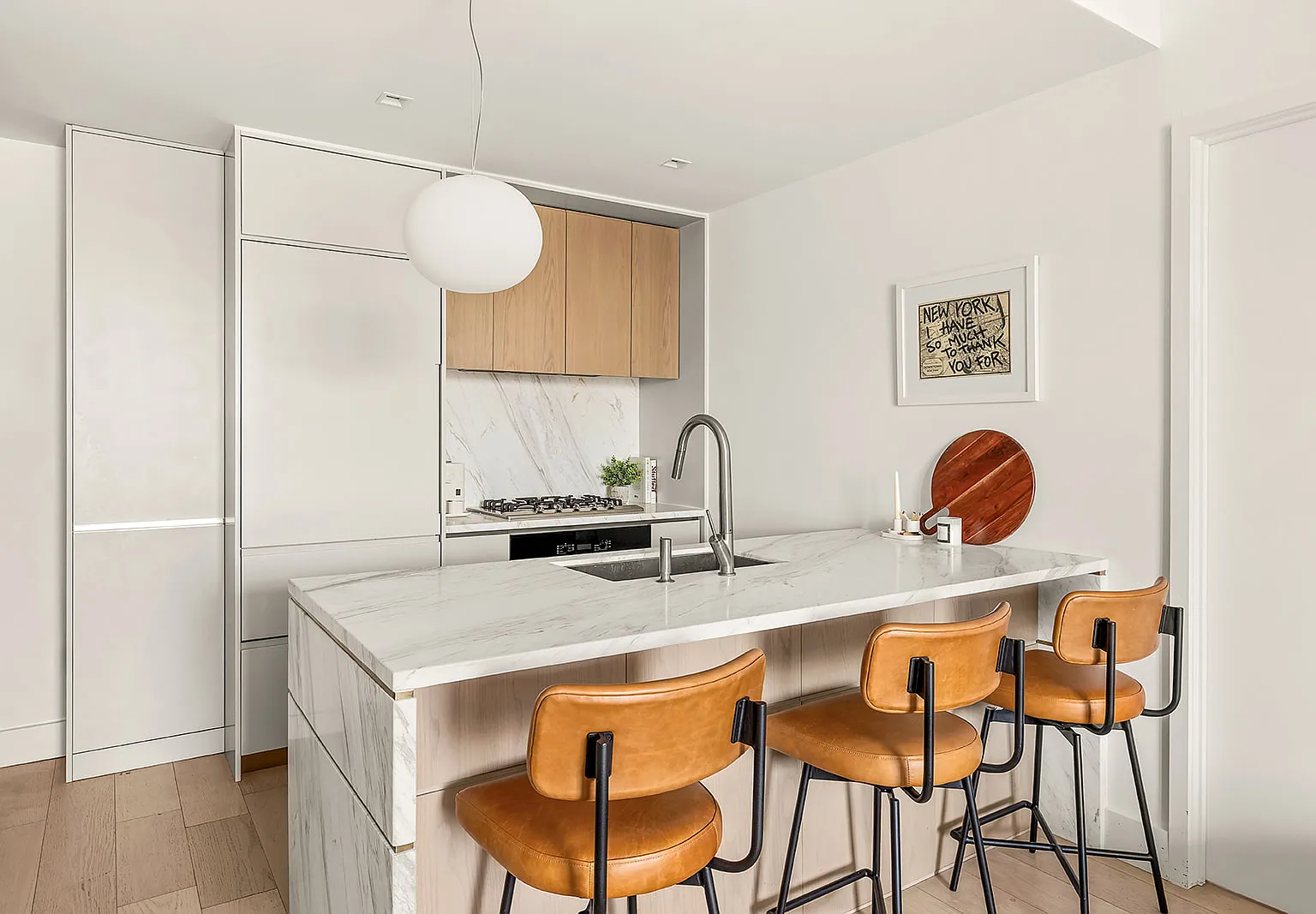 208 Delancey Street — Photo 2