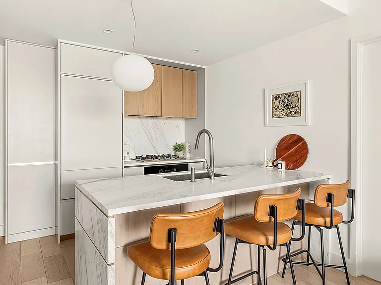 208 Delancey St #7B — Photo 3