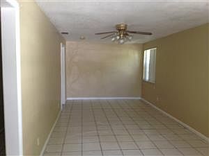 5th image of 2730 NW 6th Ct