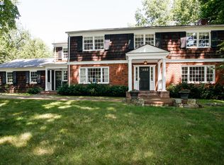 31 Hawthorn Pl, Briarcliff Manor, NY 10510