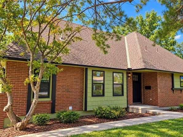 6916 Wildwood Dr, Raytown, MO 64133