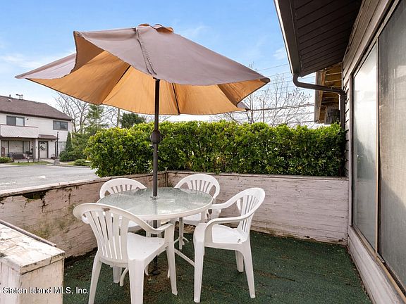3rd image of 544 Lisk Ave #A