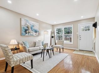 229 E 12th St, Hamilton, ON L9A3X5