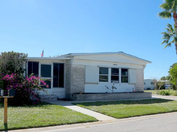2304 York Dr, Sarasota, FL 34238