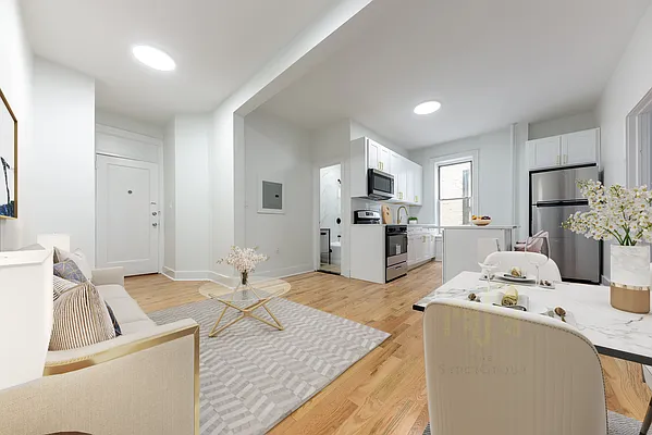 Rented by The Syper Group | media 32