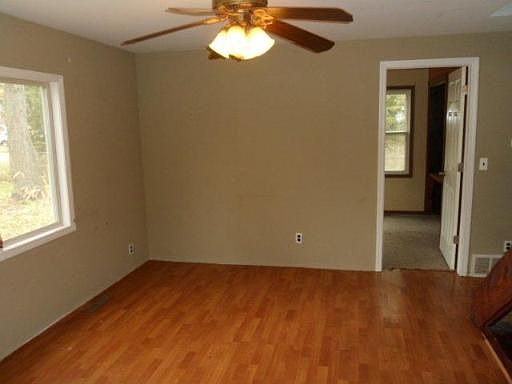 2nd image of 1816 Brentwood Dr