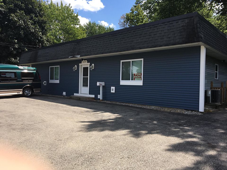 Front view of rental home