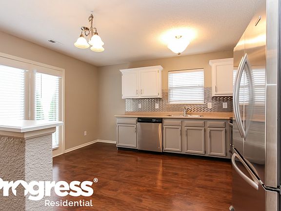 5th image of 5627 Wood Hollow Dr