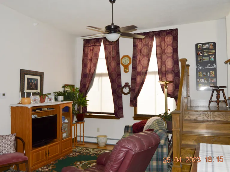 121 Wall St #306 — Photo 6
