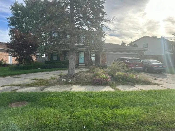 40720 Supreme Ct, Sterling Heights, MI 48313