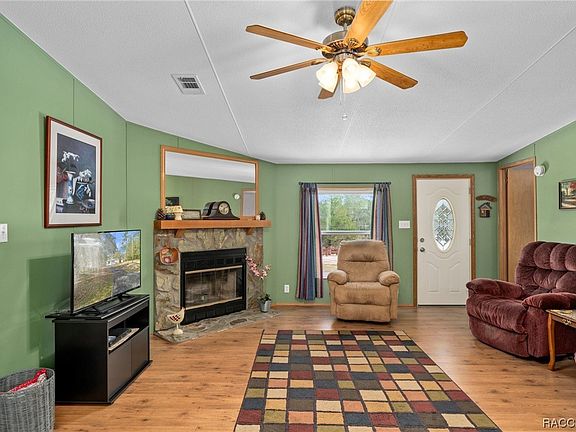 3rd image of 4964 N Highland Park Dr