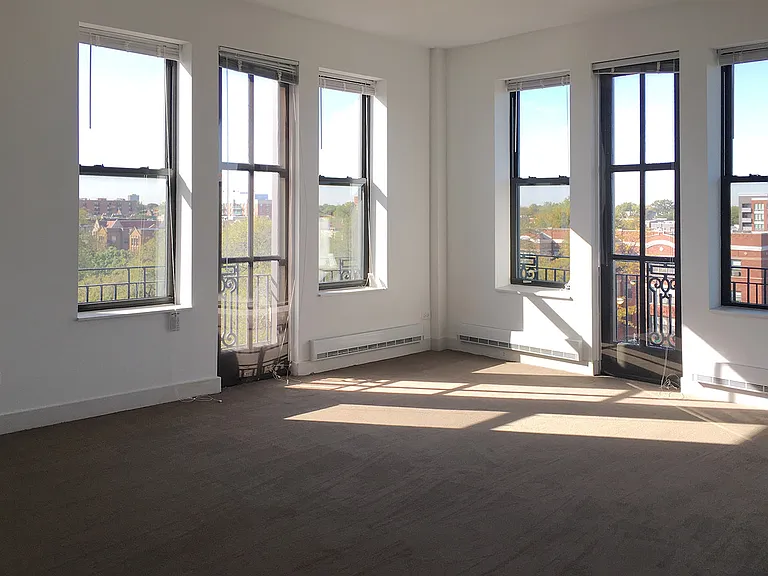 Dining/Living room