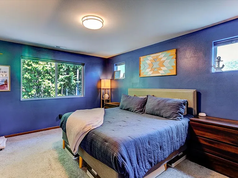 5130 Sophie St — Photo 9