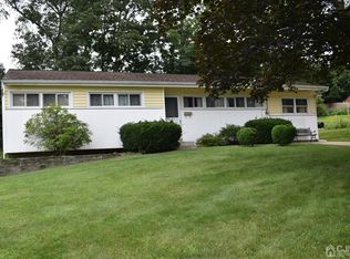 6 Rutgers Rd, Parlin, NJ 08859