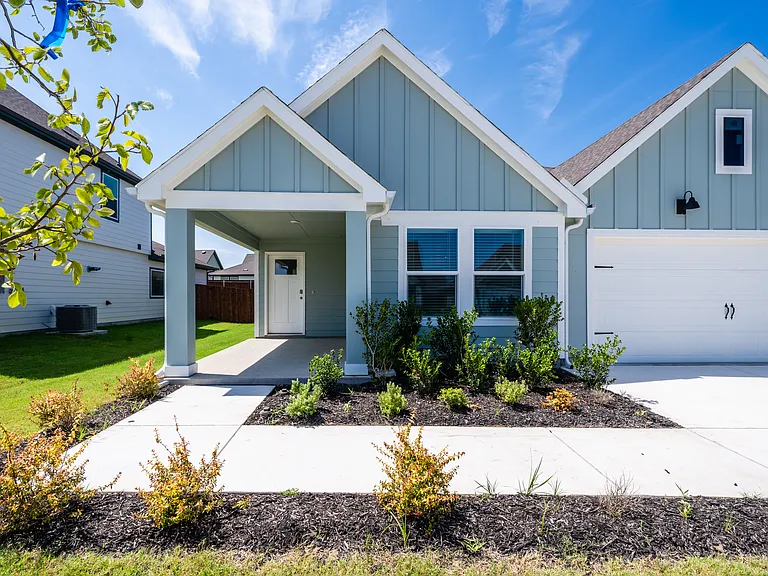 729 Orchid Way — Photo 4