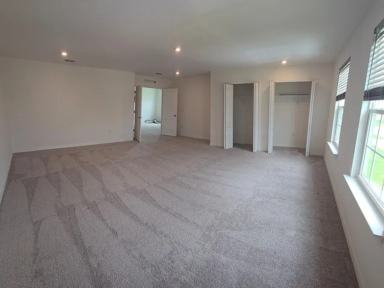 10500 SW Vasari Way — Photo 9