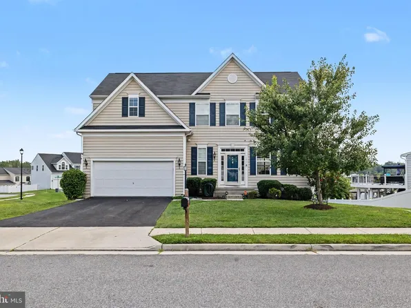 15801 Aerial View Rd, Woodbridge, VA 22193
