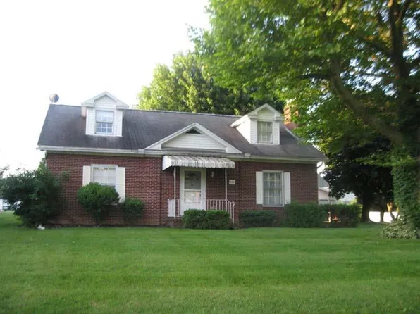 907 Milford St, Port Royal, PA 17082