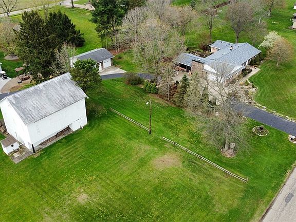 5th image of 7470 Gayview St