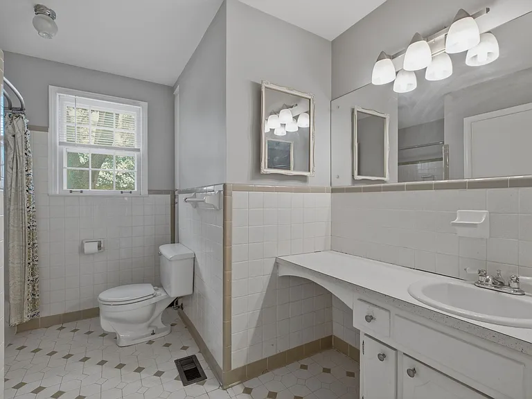 270 Richbriar Rd — Photo 5