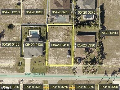 1st image of 4133 NW 32nd St