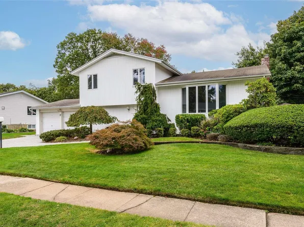 17 Madison Avenue, Jericho, NY 11753