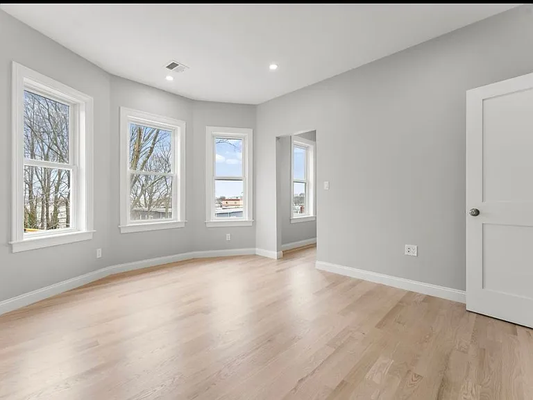 23 Dewolf St #3 — Photo 5