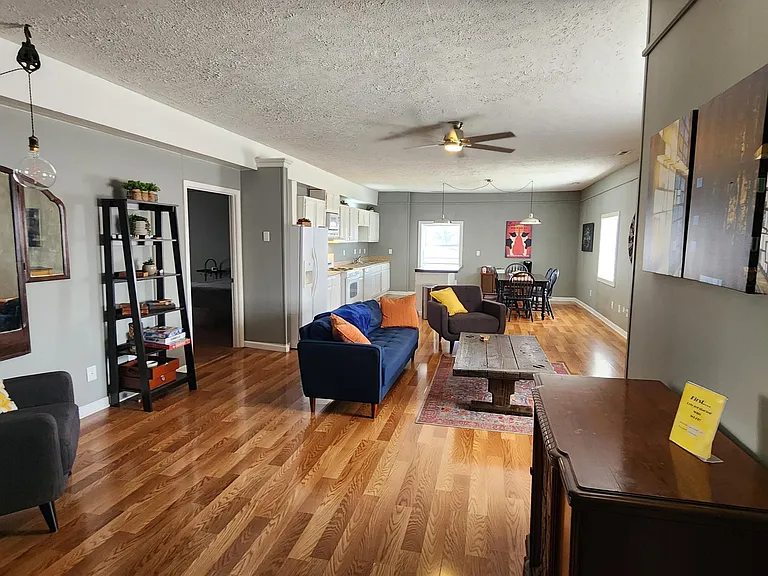 501-2 S Frisco — Photo 13