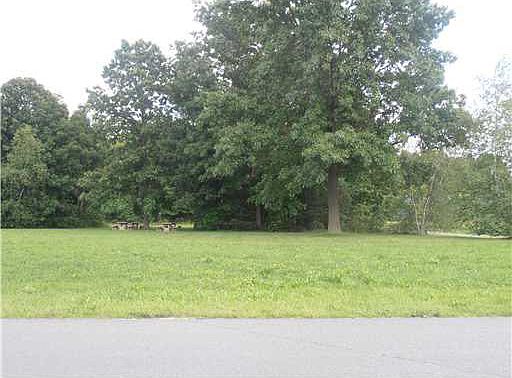 2nd image of 50770 Princess Way