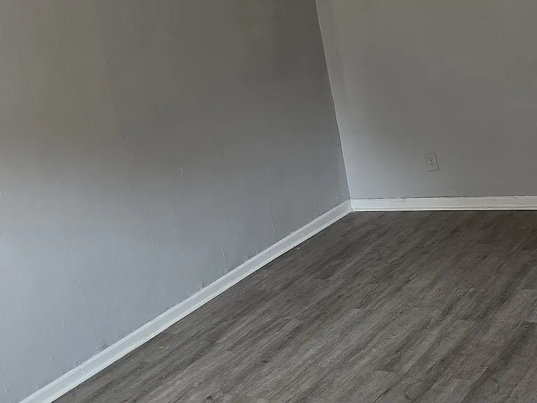 921 Ellicott Dr — Photo 3