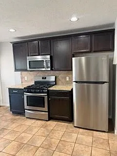 13714 Lacy Cove Ct — Photo 6